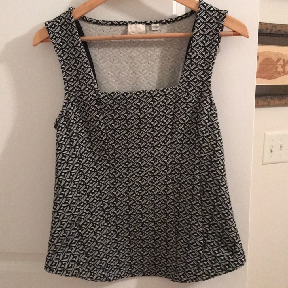 B&W sweater tank